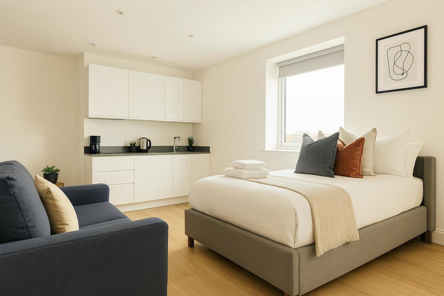 Bright Studio Flat - Walk To River Thames & Kingston Town Surbiton المظهر الخارجي الصورة