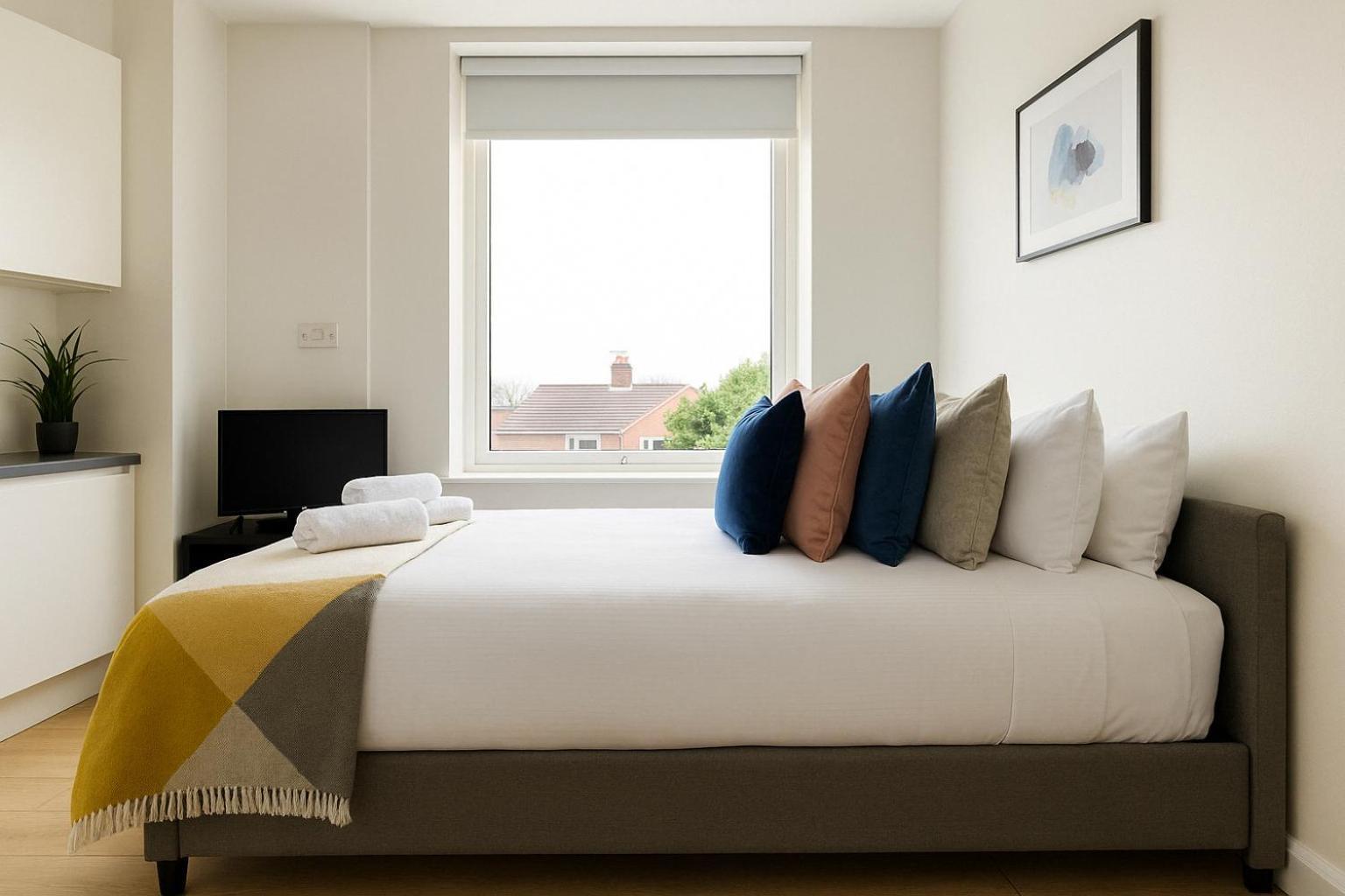 Bright Studio Flat - Walk To River Thames & Kingston Town Surbiton المظهر الخارجي الصورة